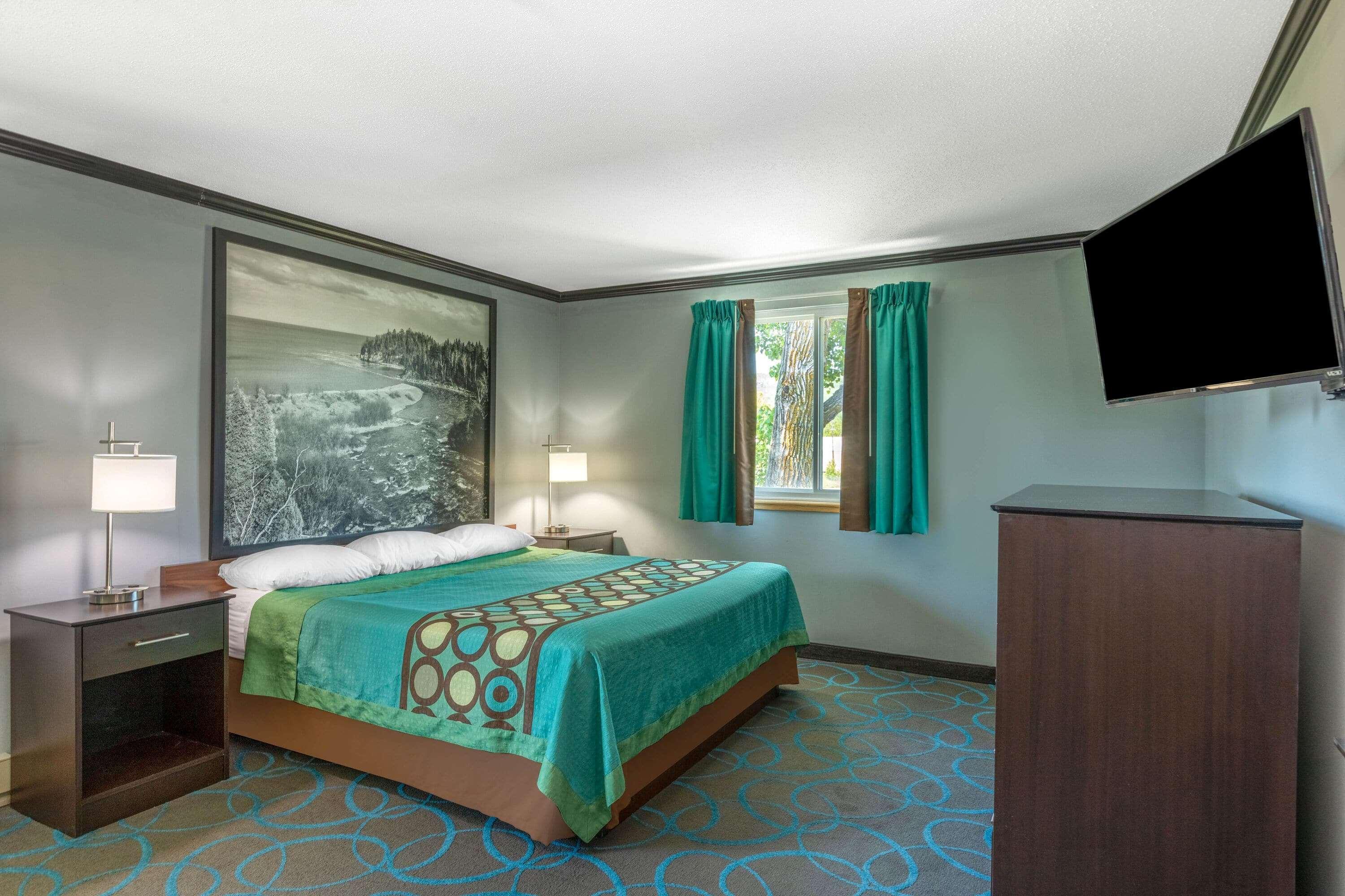 Super 8 By Wyndham Duluth Otel Dış mekan fotoğraf